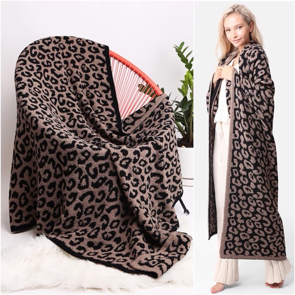 Luxurious large comfy ultra soft leopard print design throw blanket - Picture 2 of 4